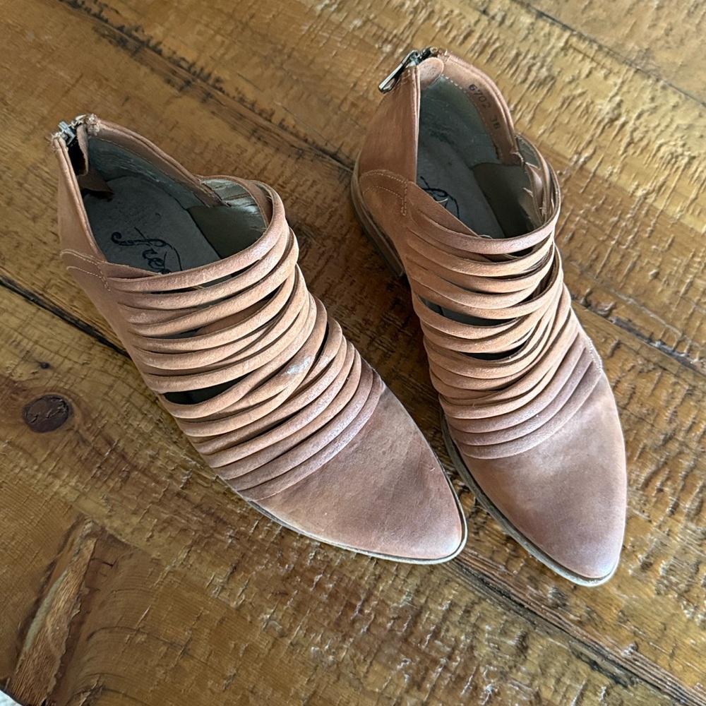 Free People | Lost Valley Tan Strappy Ankle Boots